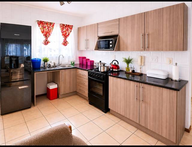 2 BEDROOM APARTMENT FOR SALE IN PEACEHAVEN
